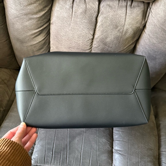 EUC Mina Baie Vegan Harlow Midi in Black/Black 🖤 - Picture 6 of 14